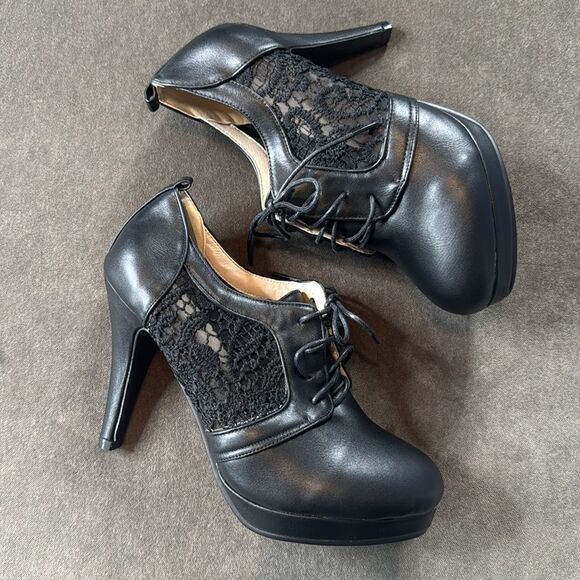 Women’s Black High Heel Lace Up Booties with Lace Detail EU40 Size 9/9.5 US NEW - Picture 1 of 12
